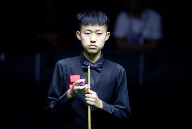 克勒舍谈法鹰转会策略：俱乐部理念清晰，清楚哪些球员能执行