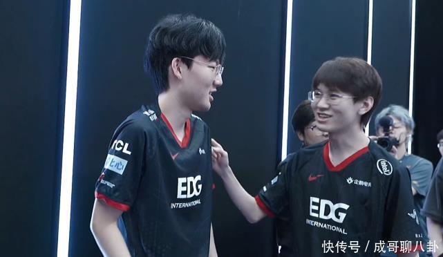 篮球NBA球员合约更新信息公开