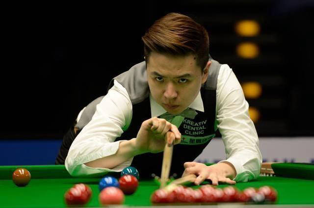 帆板运动的 帆板运动的