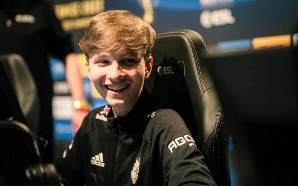 比赛中不断 比赛中不断