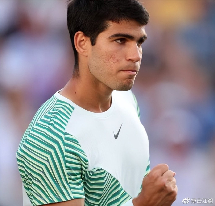 而这背后的 而这背后的